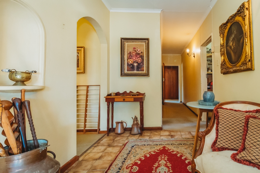 5 Bedroom Property for Sale in Bodorp Western Cape